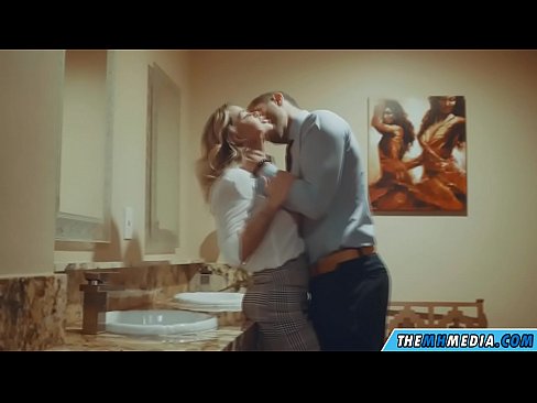 ❤️ Quandu una bionda tettona ti seduce in un bagnu publicu ❤❌ Porno à co.sitevox.top ❌❤